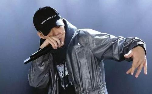 卓伟最新爆料李小璐pgone动图,李小璐PGone亲密动图曝光,真相究竟如何?  第2张 卓伟最新爆料李小璐pgone动图,李小璐PGone亲密动图曝光,真相究竟如何?  第2张