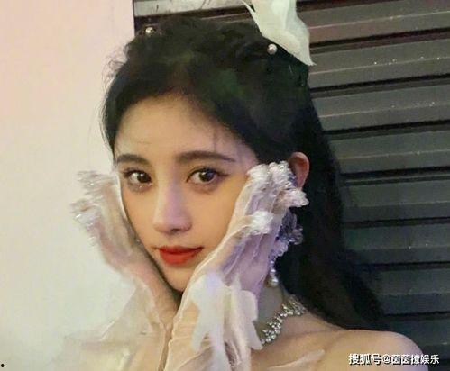 娱乐吃瓜美女耍大牌,美女明星耍大牌背后的真相揭秘  第1张 娱乐吃瓜美女耍大牌,美女明星耍大牌背后的真相揭秘  第1张