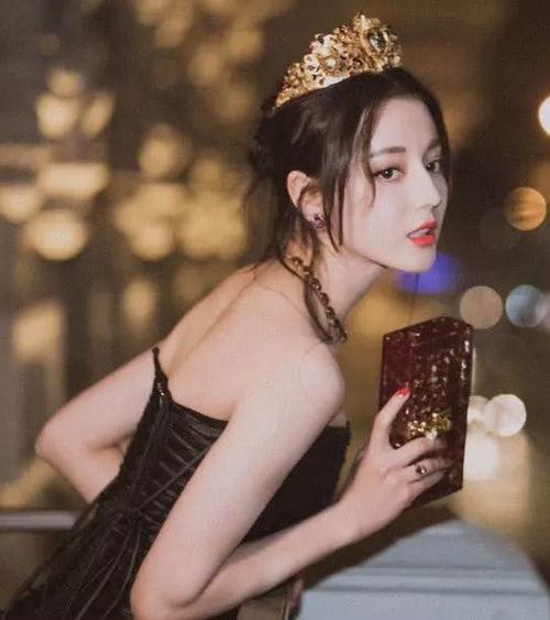 娱乐吃瓜美女耍大牌,美女明星耍大牌背后的真相揭秘  第3张 娱乐吃瓜美女耍大牌,美女明星耍大牌背后的真相揭秘  第3张